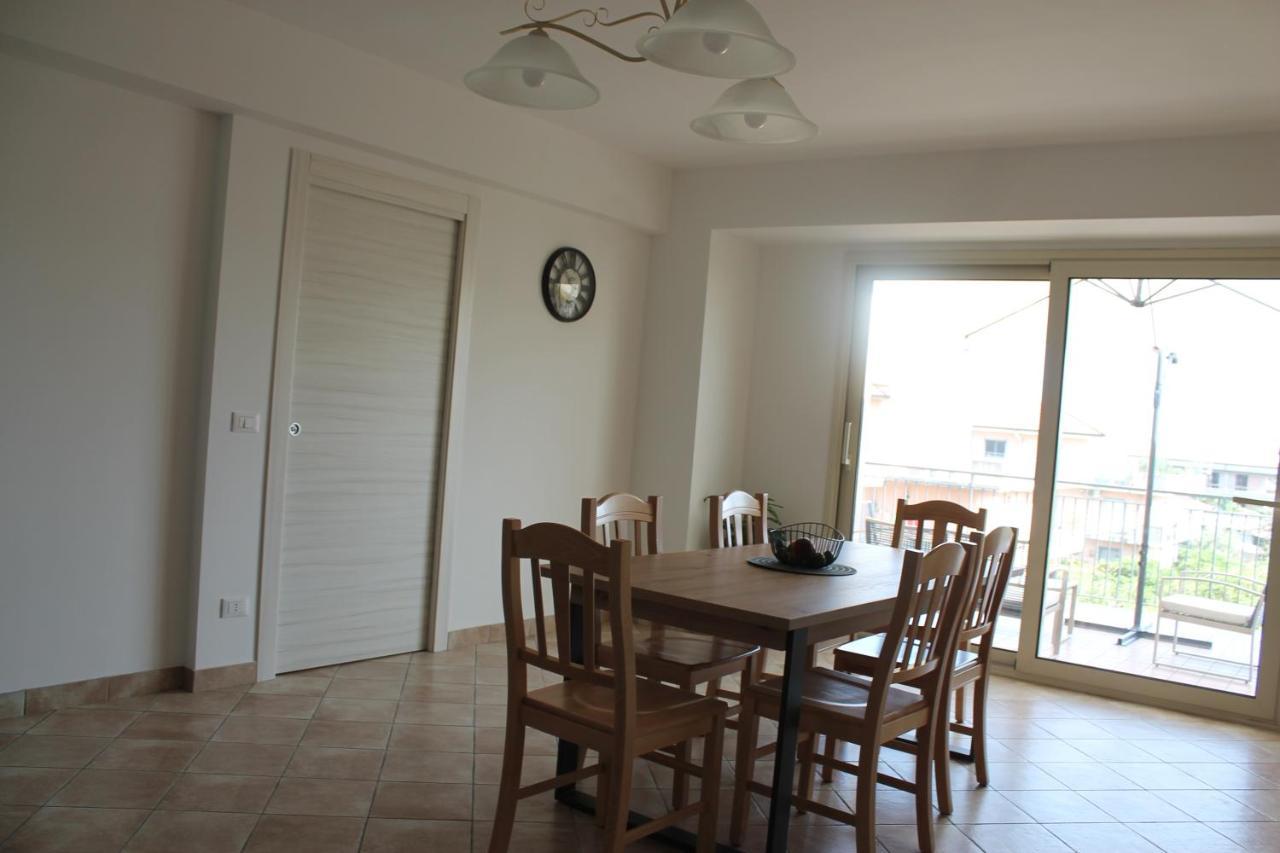 Maison De Cheeramie - Tourist Apartments Tra Mare E Etna Mascali Eksteriør billede