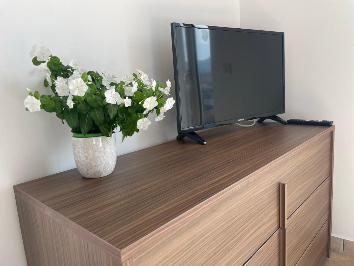 Maison De Cheeramie - Tourist Apartments Tra Mare E Etna Mascali Eksteriør billede