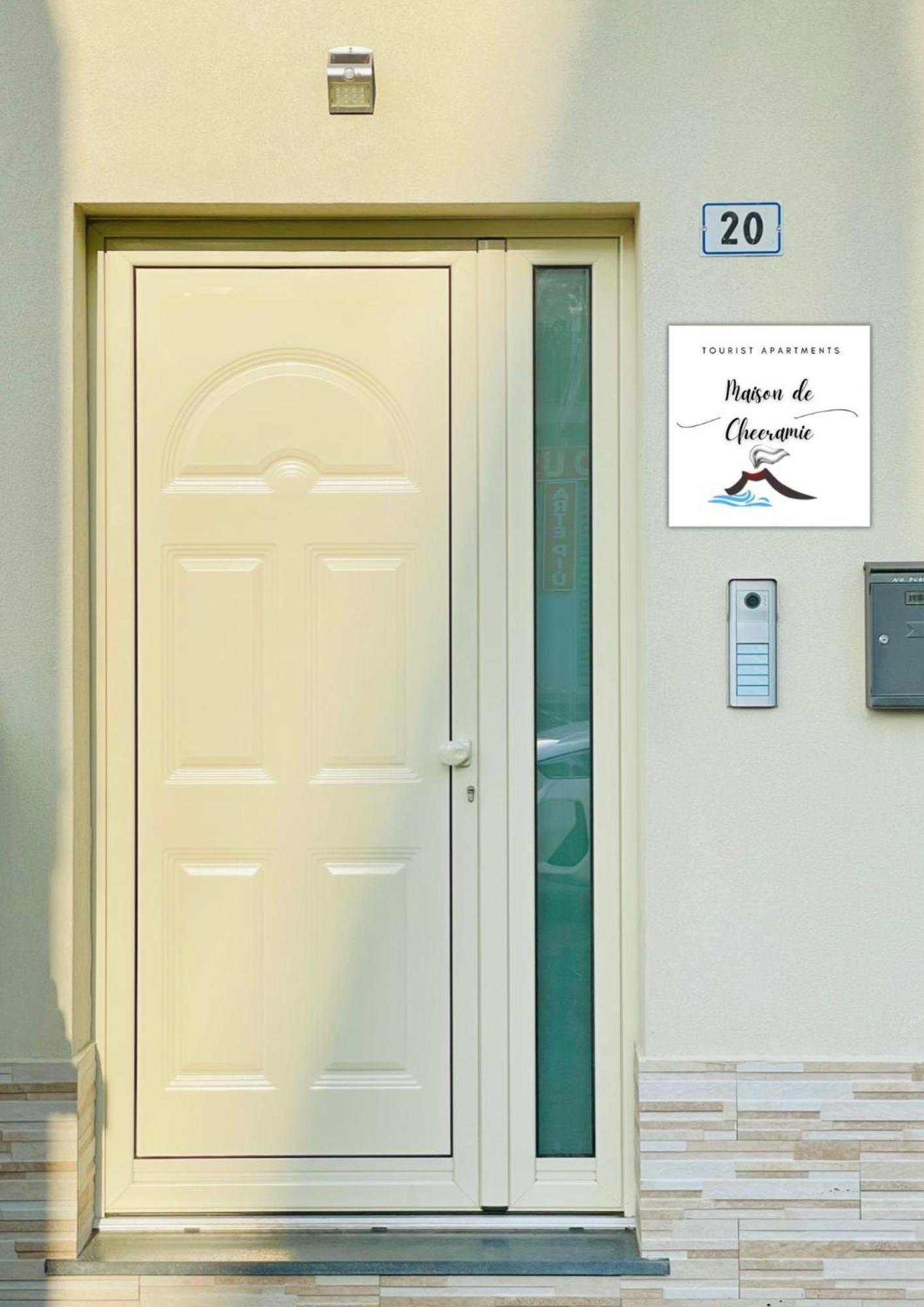 Maison De Cheeramie - Tourist Apartments Tra Mare E Etna Mascali Eksteriør billede