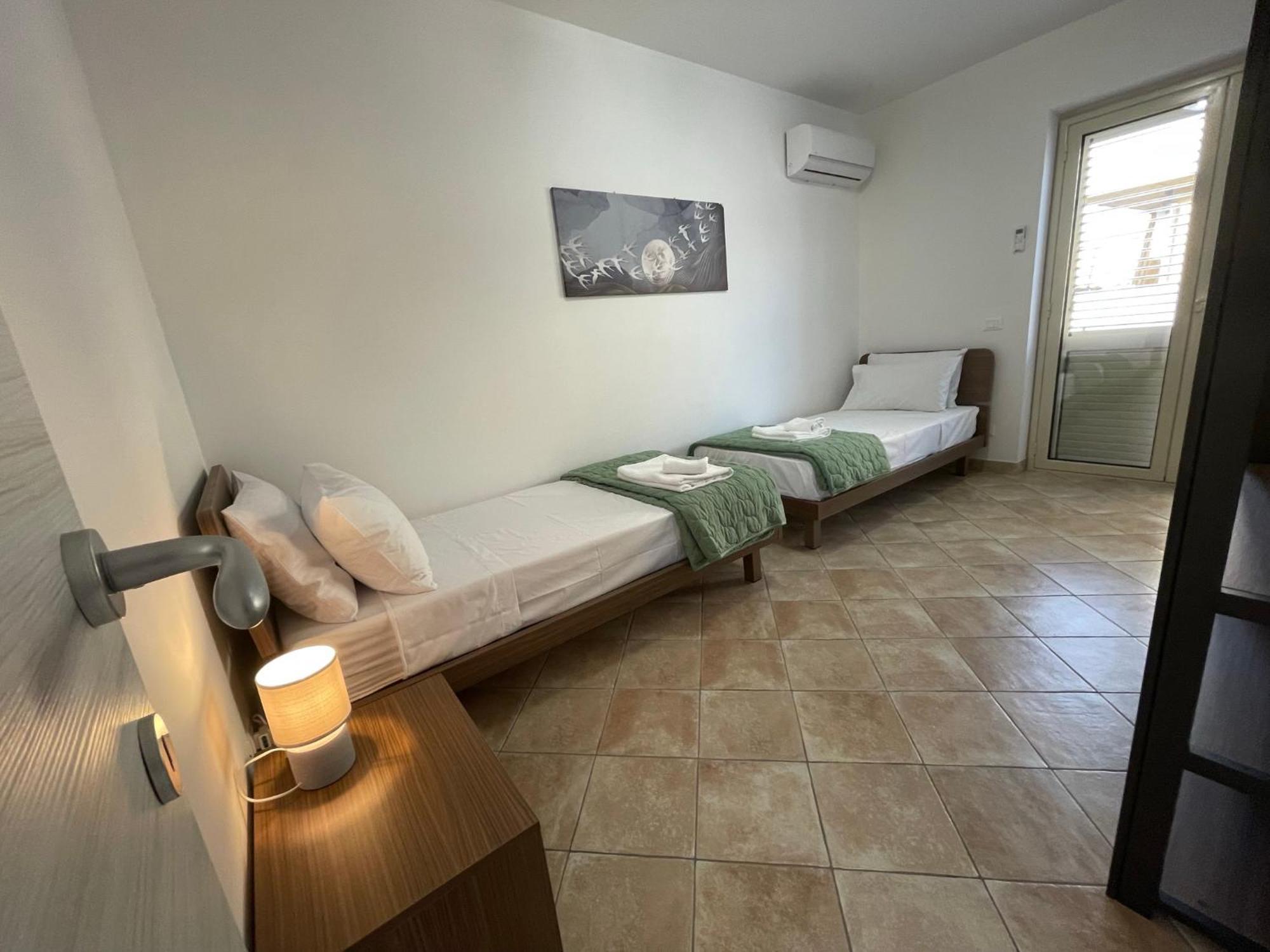 Maison De Cheeramie - Tourist Apartments Tra Mare E Etna Mascali Eksteriør billede